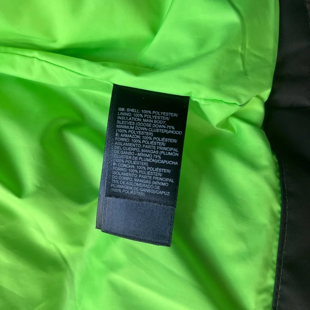 The Northface Boys 14/16  Down Filled Gray Green Hooded Puffer Jacket EUC XL